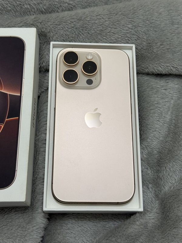 iPhone 16 pro 256 - Image 2