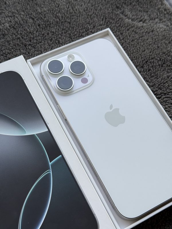 iPhone 16 pro max - Image 3